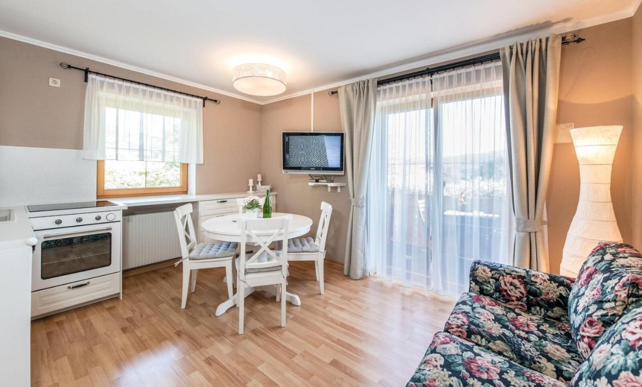 Appartements Allmaier Пёрчах-ам-Вёртерзе Экстерьер фото